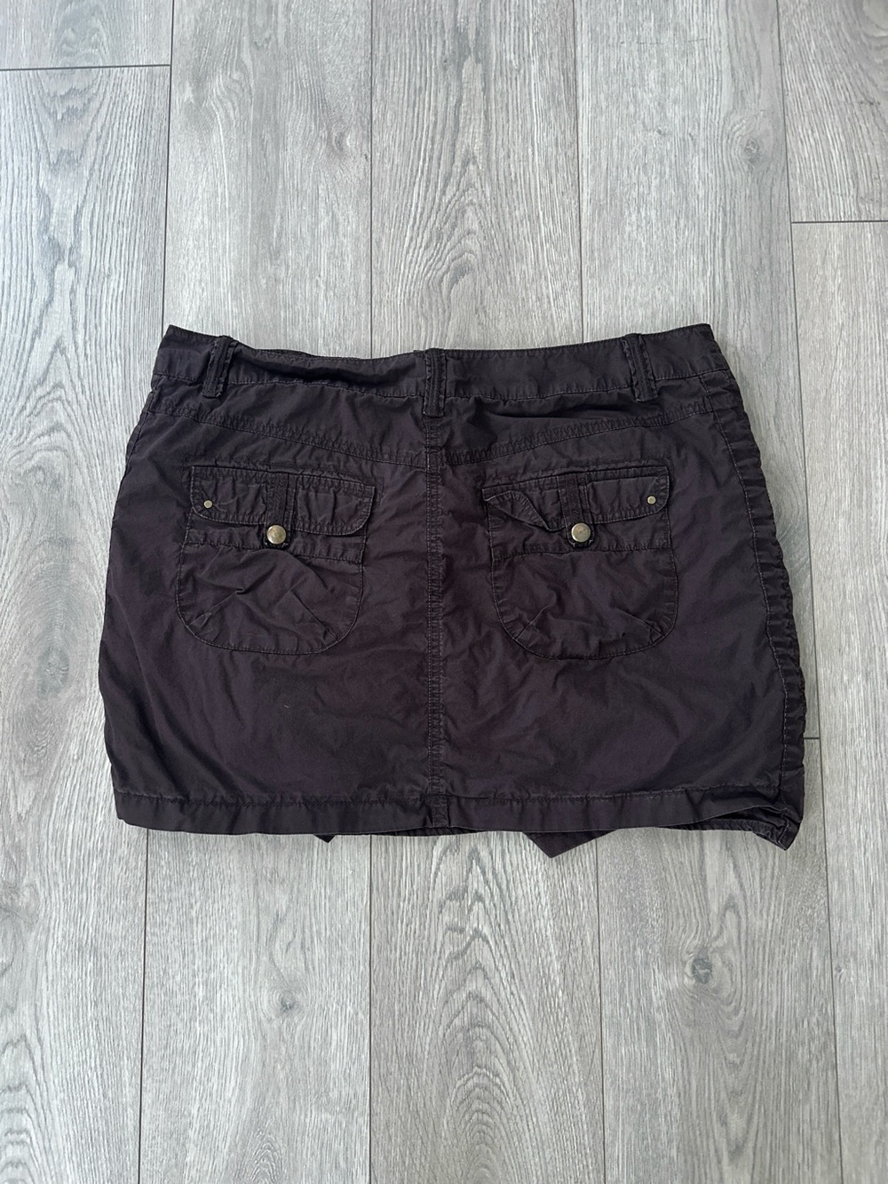y2k brown mini cargo skirt